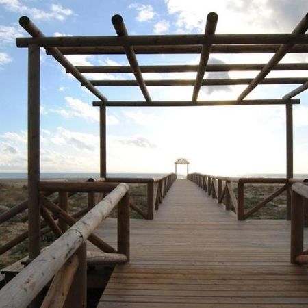Apartamentos La Playa Barbate Bagian luar foto